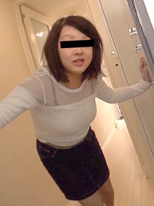 清塚れん 清塚れん 23歳 ひとり暮らしの女の子のお部屋拝見!〜けっこうたまってるんで敏感になってます〜