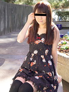 荒木まい(小暮みなみ) 荒木まい お宅訪問!これに着替えてくれるかな