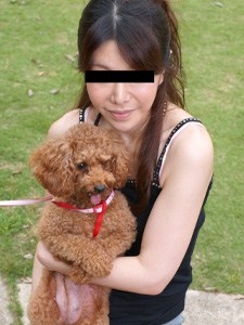 可愛い犬をダシに色白スレンダー美人をナンパでゲット! 宮崎美由