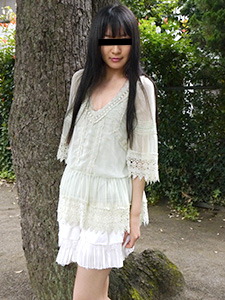 遠山しおん 22歳 素人ガチナンパ 〜友達と待ち合わせの女の子をナンパしました〜