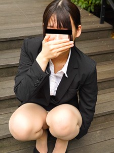 掛嶋裕菜(田宮まみ 木下まゆ) 乳首が感じる女子大生の就活ならぬ膣活 田宮まみ
