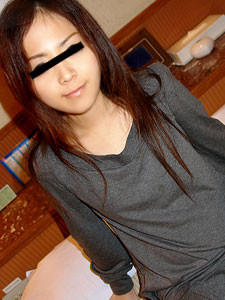素人みなこ 幼児体型はお好き?