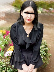 鈴宮ひかり 手ぶらバイブが美尻でプロペラ回転!ハメられながら彼氏と通話する素人娘! 鈴宮ひかり