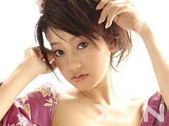 果梨 J-Venus 果梨 乱れ咲く牡丹の花壺