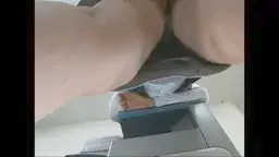 コピー機に仕込んだカメラが捕らえた美人OLのパンチラ総集編2 とう撮道