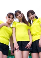 中居ちはる(篠崎ちはる) 性春!秋のテニス合宿〜ペニスを握ってエースを狙え!〜中居ちはる 茉莉もも 春永いずみ