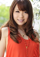 秋元まゆ花(愛花沙也) 透明美肌美女の激エロ吸着3P!〜咥えたら離さない〜 - 秋元まゆ花