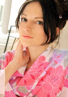 パツキンチャンネルZ Vol.1~透明美肌の浴衣白人~ - アンナ・マリー