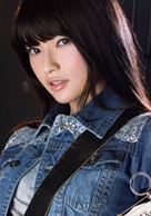 しずか真央 出待ちのファンが自宅に押しかけて・・・~逆恨みされた有名歌手~ - しずか真央